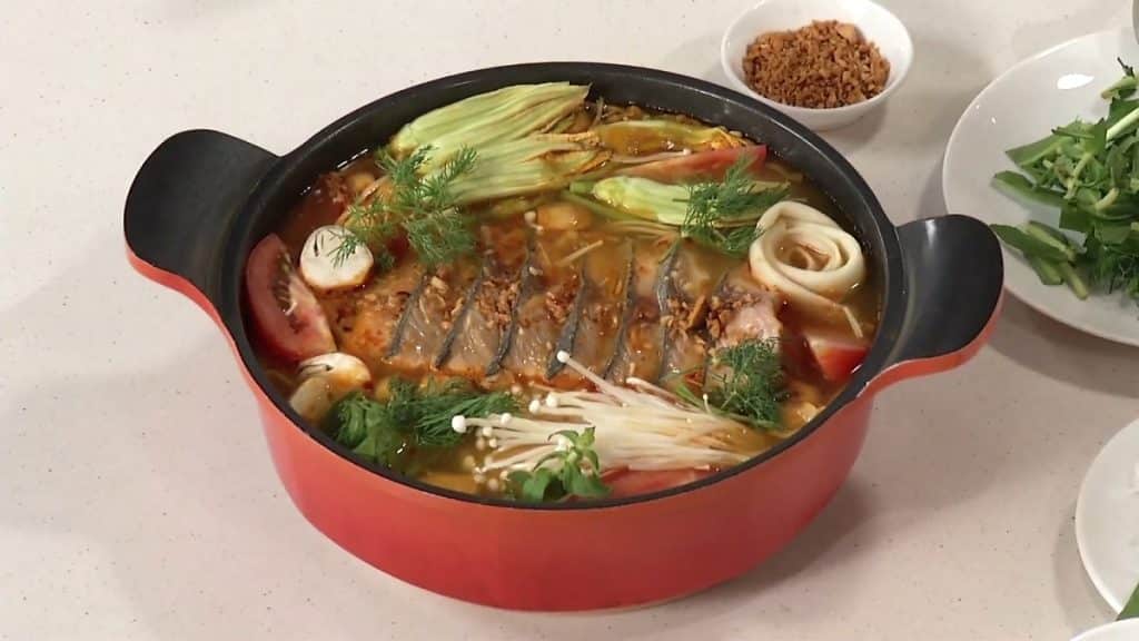 Cách nấu lẩu cá cờ kiếm ngon với bí quyết cực kỳ đơn giản